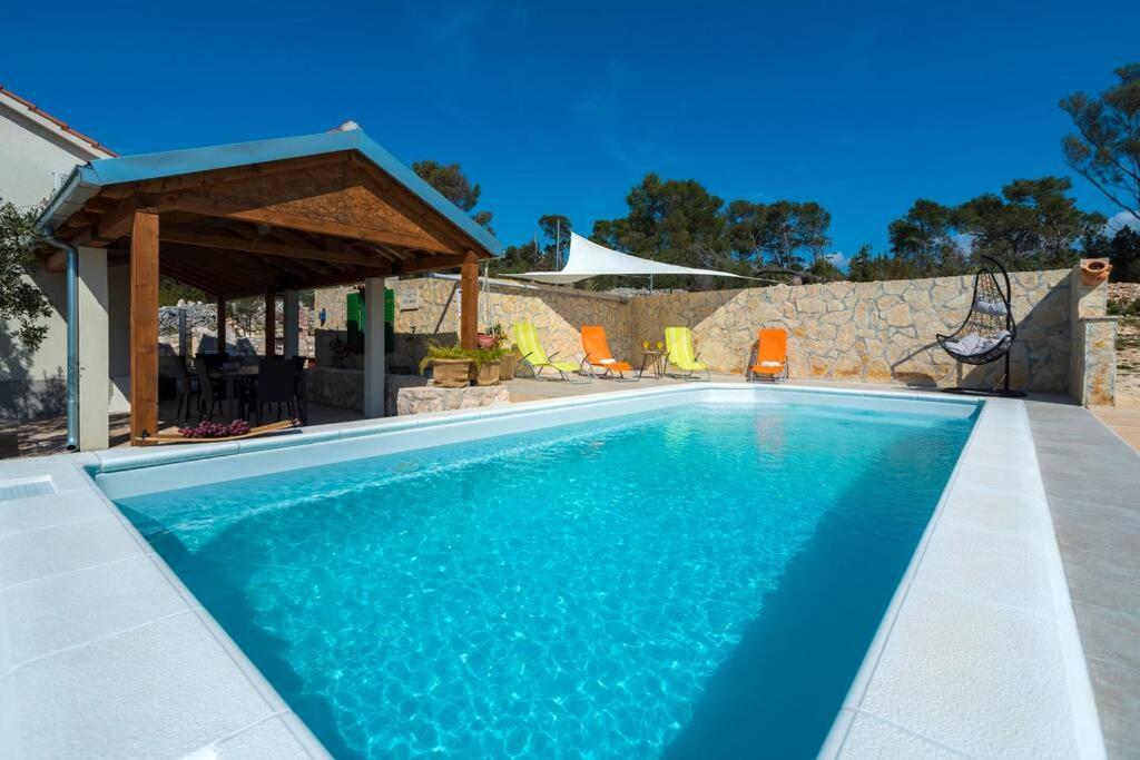 Isolated Paradise Adio Mare Milna Brac Milna (Brac) Exterior foto