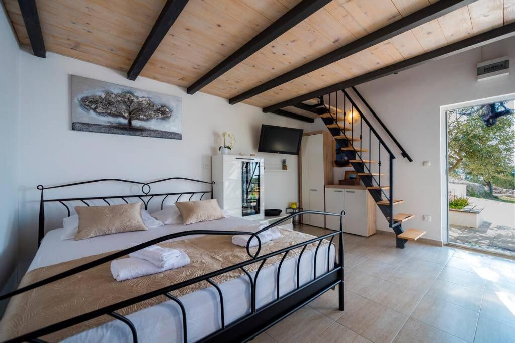 Isolated Paradise Adio Mare Milna Brac Milna (Brac) Exterior foto