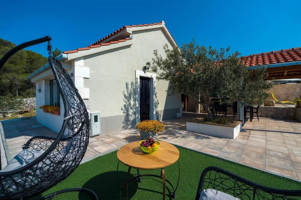 Isolated Paradise Adio Mare Milna Brac Milna (Brac) Exterior foto