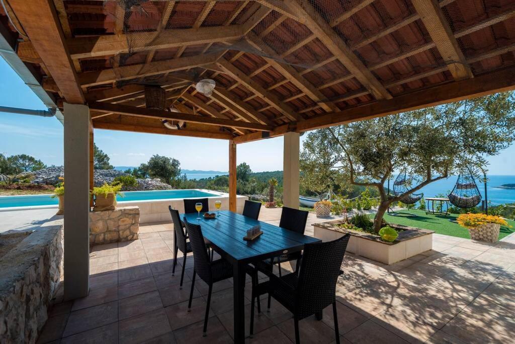 Isolated Paradise Adio Mare Milna Brac Milna (Brac) Exterior foto