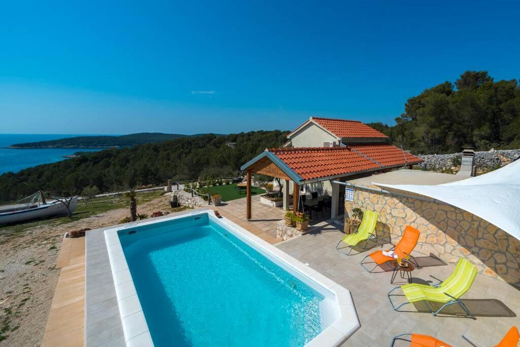 Isolated Paradise Adio Mare Milna Brac Milna (Brac) Exterior foto